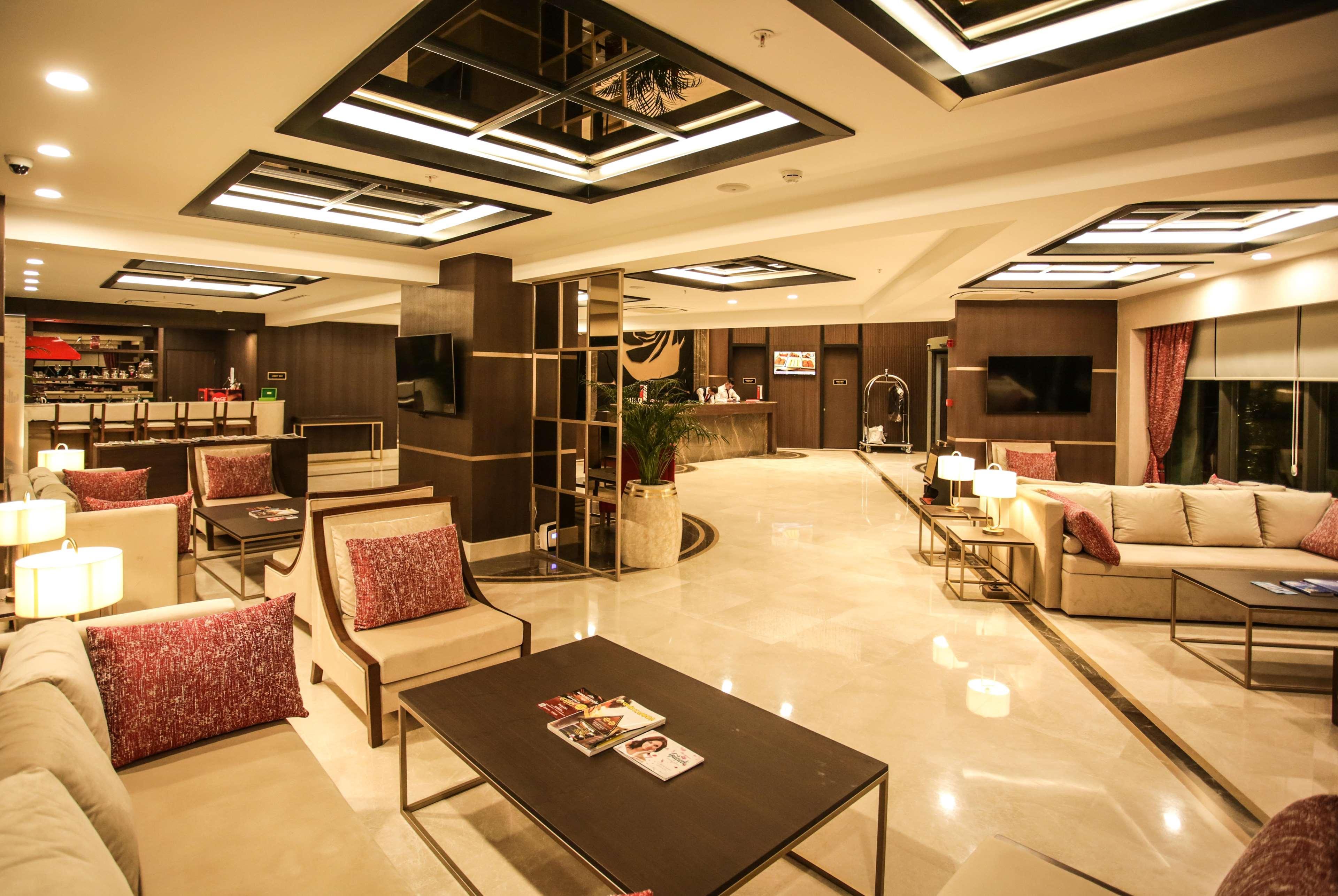 Ramada By Wyndham Isparta Exterior foto