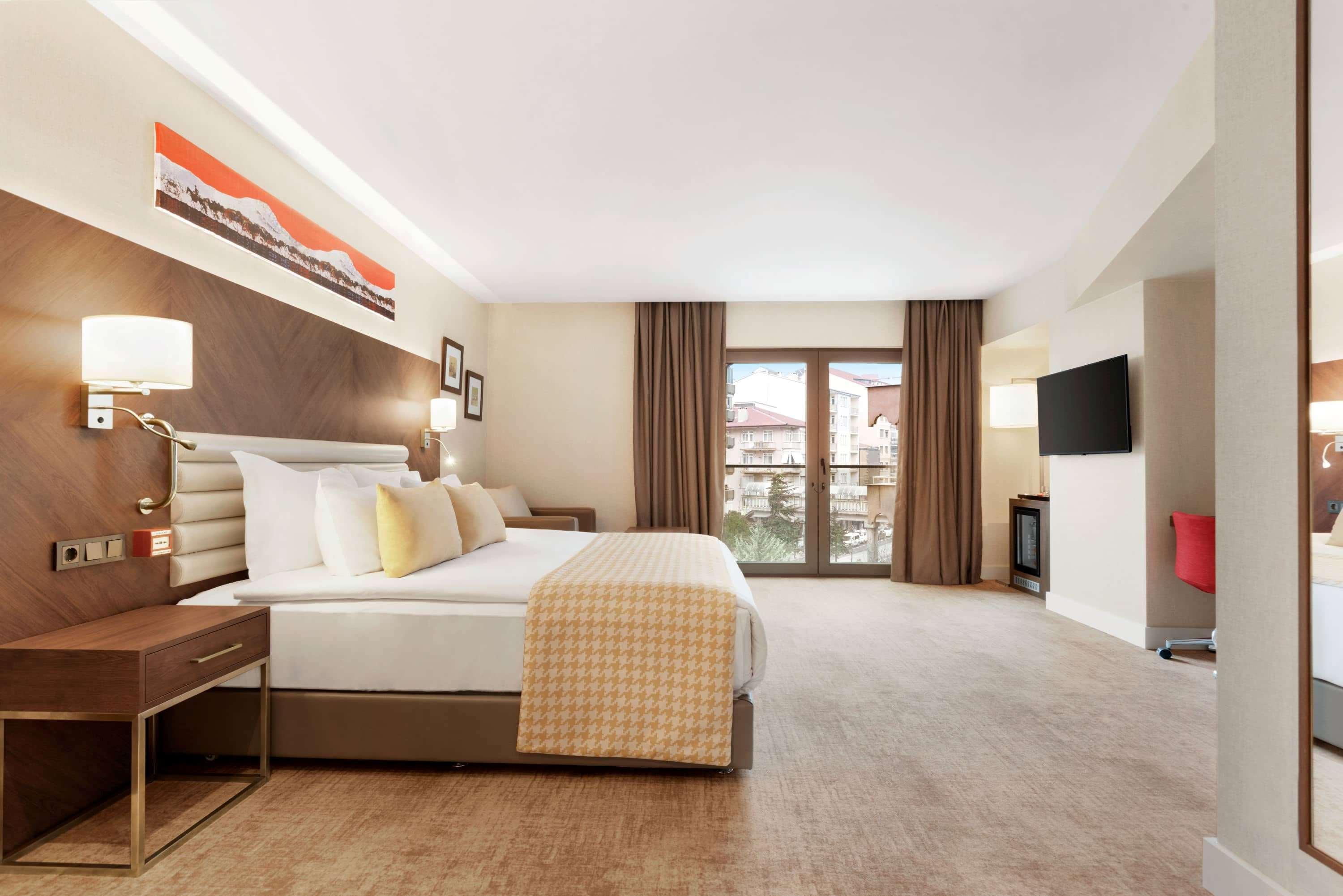 Ramada By Wyndham Isparta Exterior foto