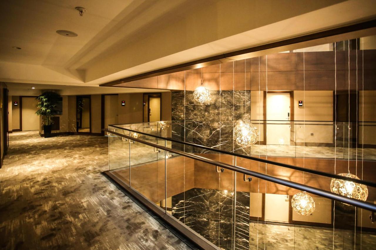 Ramada By Wyndham Isparta Exterior foto