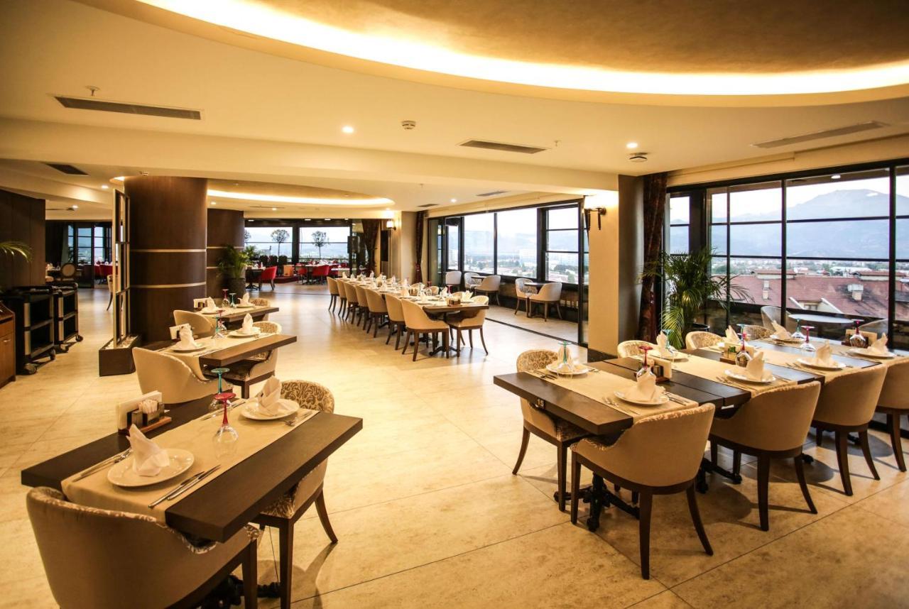 Ramada By Wyndham Isparta Exterior foto