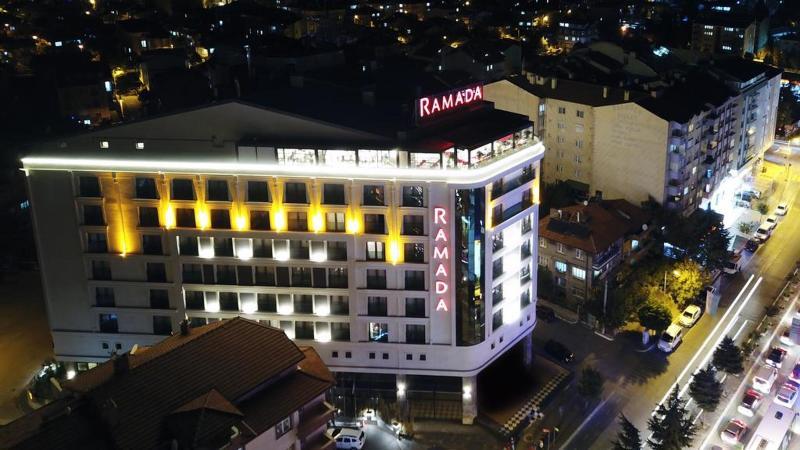 Ramada By Wyndham Isparta Exterior foto