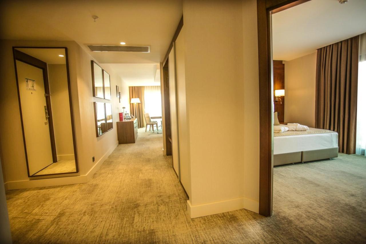 Ramada By Wyndham Isparta Exterior foto